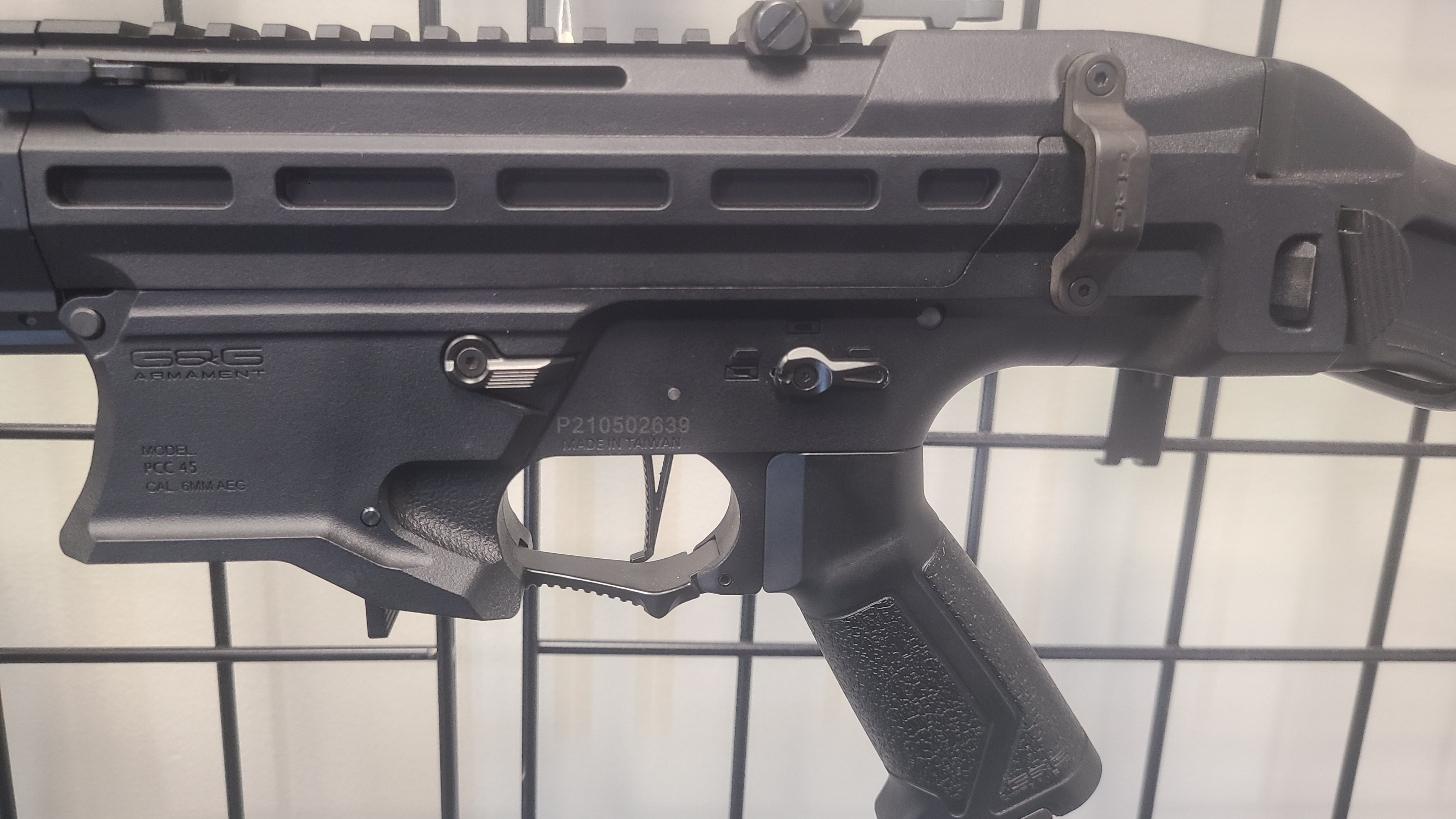 Used G&G PCC45 Airsoft Electric SMG (Color: Black)